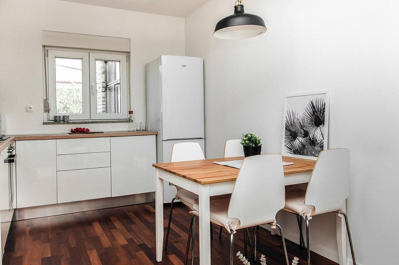 Charming Apartment Luna 扎达尔 外观 照片